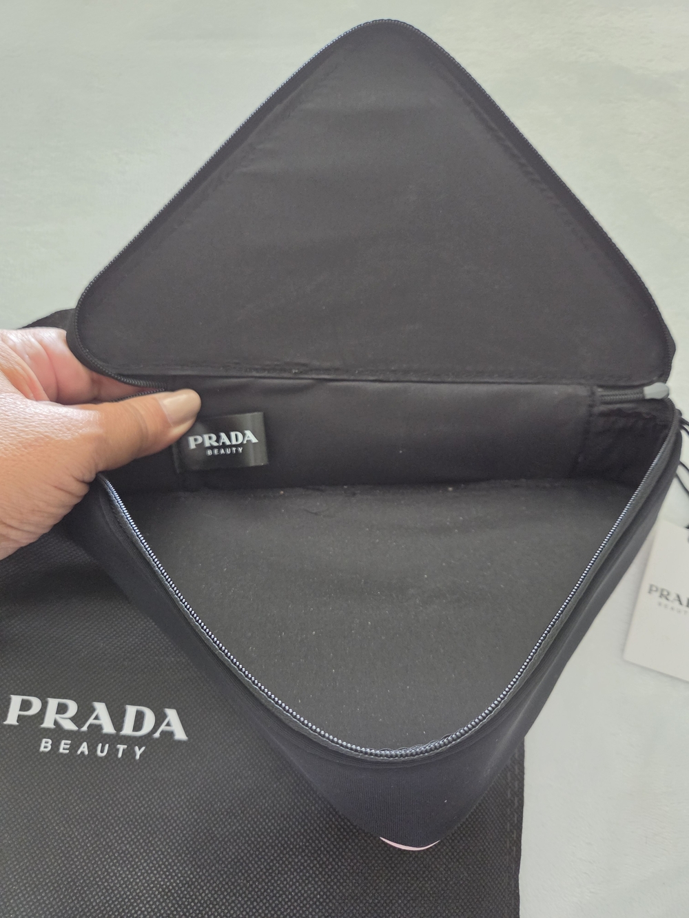 Prada Beauty Pink Triangle Cosmetic Pouch NEW IN DUSTBAG 9 X 5 X 2 INCH - Picture 5 of 7